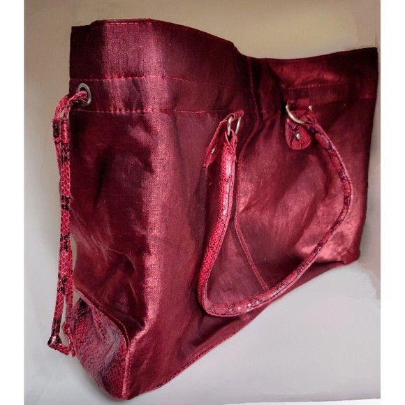 Queen By Queen Latifah -Ruby Red Tote /Crimson Velvet Snake Skin Shoulder Bag - Picture 2 of 7
